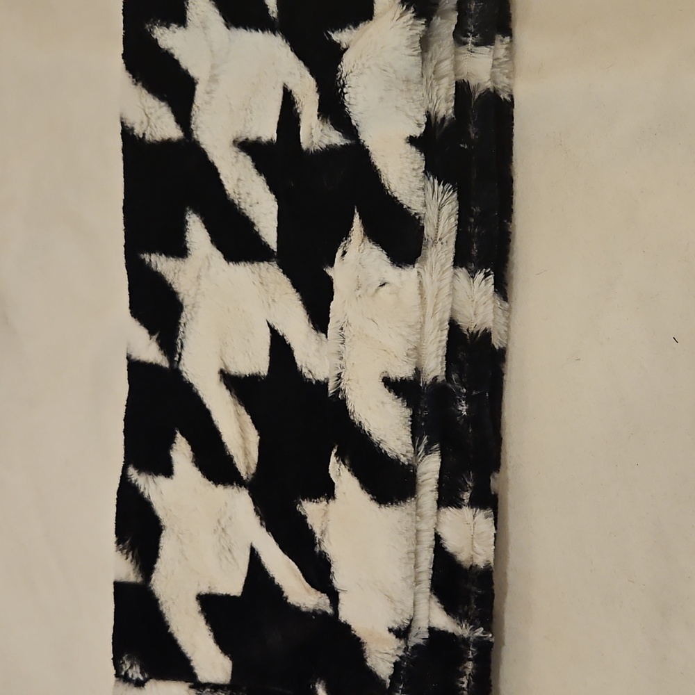 Clothes - Picture 7 of 7